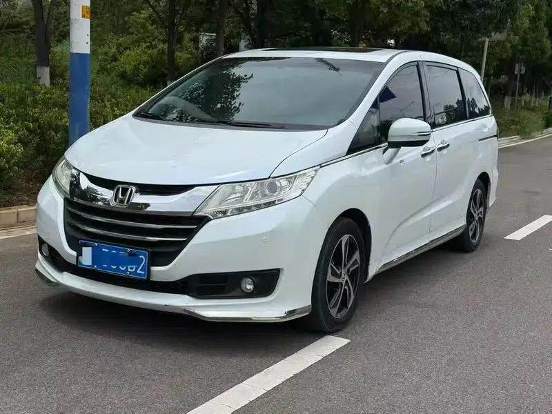 2015 Odyssey 2.4L Premium Edition — миниатюра 1