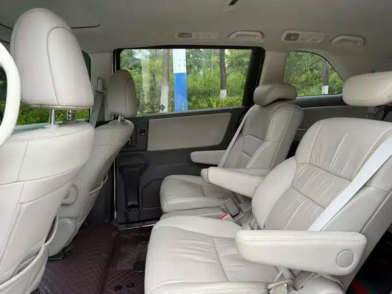 2015 Odyssey 2.4L Premium Edition — миниатюра 9