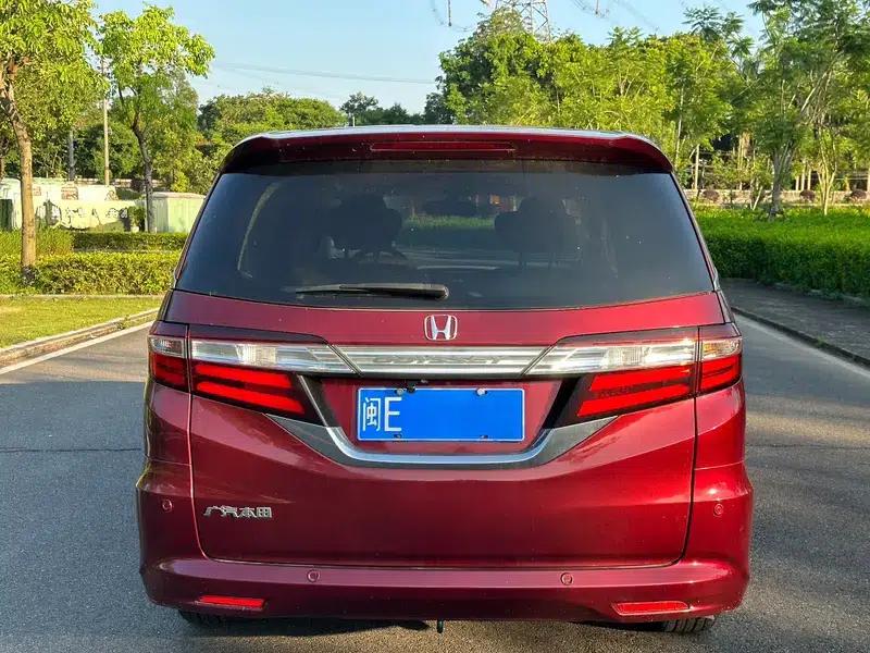 2015 Odyssey 2.4L Luxury Edition — миниатюра 4