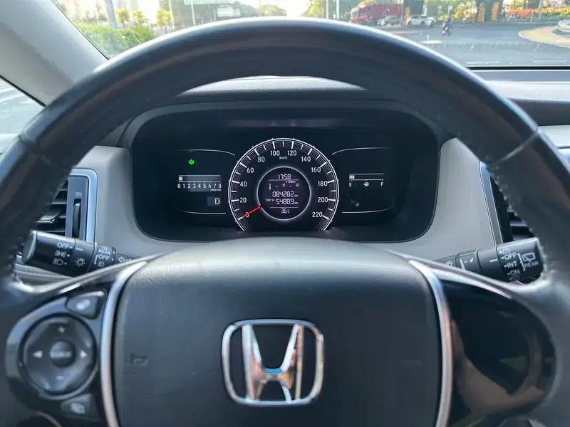 2015 Odyssey 2.4L Luxury Edition — миниатюра 7