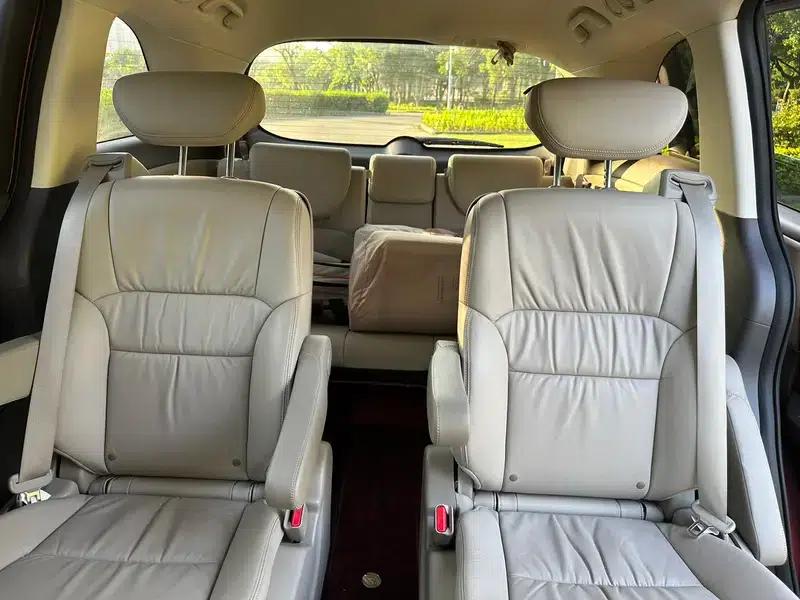 2015 Odyssey 2.4L Luxury Edition — миниатюра 10