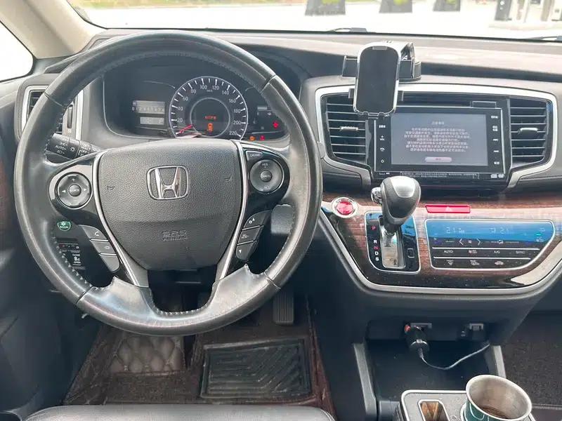 2015 Odyssey 2.4L Premium Edition — миниатюра 13