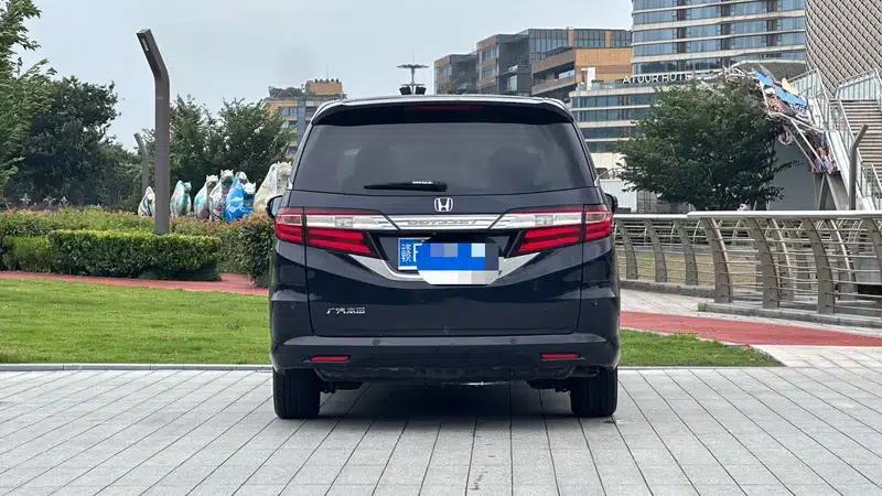 2015 Odyssey 2.4L Premium Edition — миниатюра 4