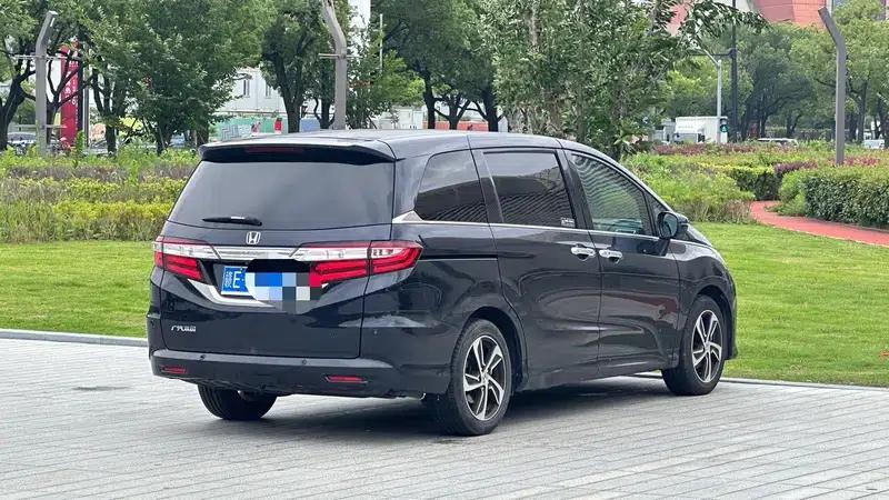 2015 Odyssey 2.4L Premium Edition — миниатюра 5