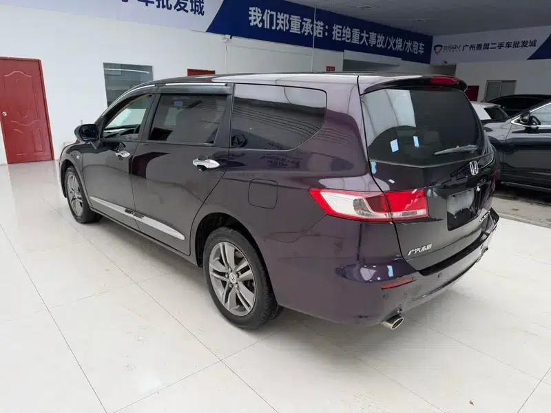 2009 Odyssey 2.4L Luxury Edition — миниатюра 4