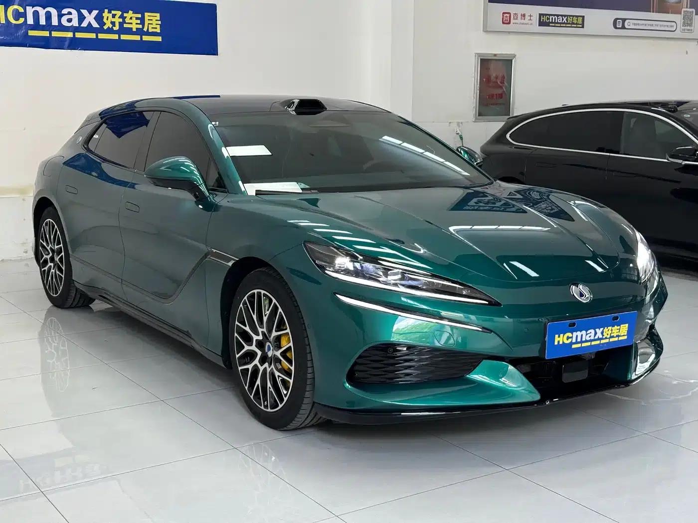 Denza Z9GT 2026 Flash Charge Premium Edition — миниатюра 3