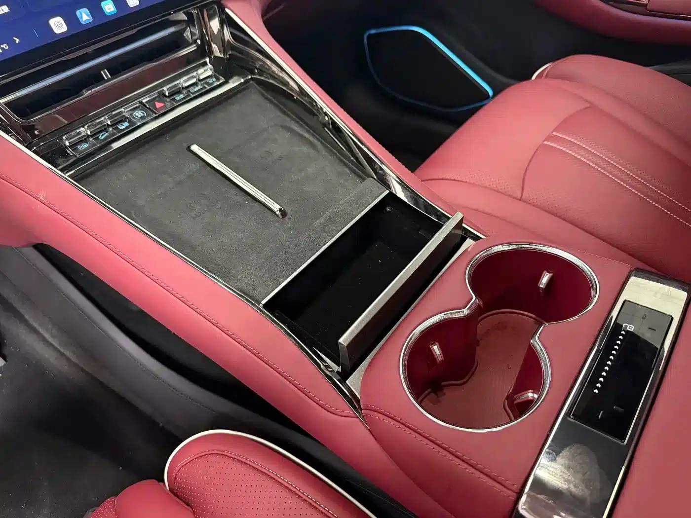 Denza Z9GT 2026 Flash Charge Premium Edition — миниатюра 11
