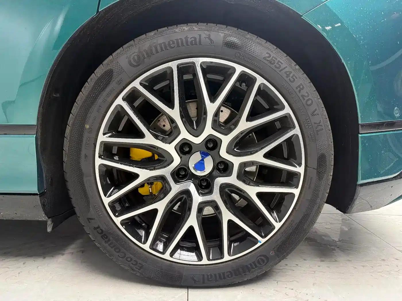 Denza Z9GT 2026 Flash Charge Premium Edition — миниатюра 7