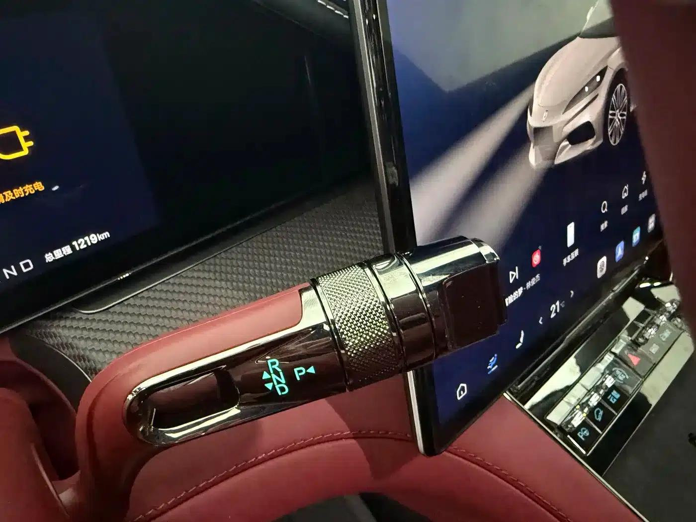 Denza Z9GT 2026 Flash Charge Premium Edition — миниатюра 10