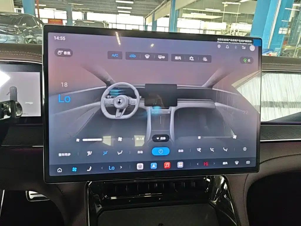 Denza Z9 GT 2024 1100 AWD Max Edition — миниатюра 13