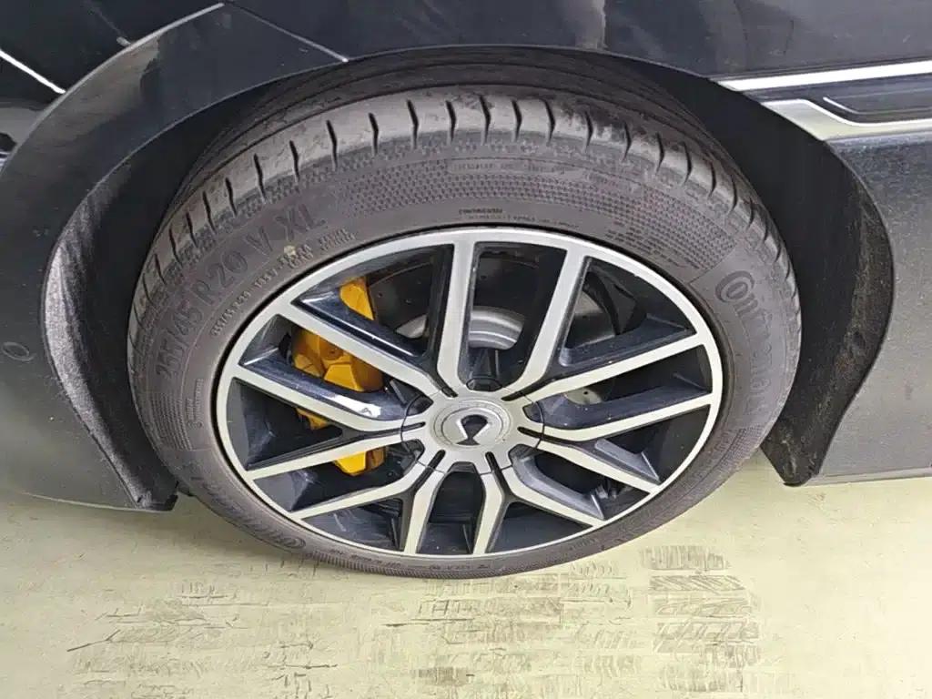 Denza Z9 GT 2024 1100 AWD Max Edition — миниатюра 23