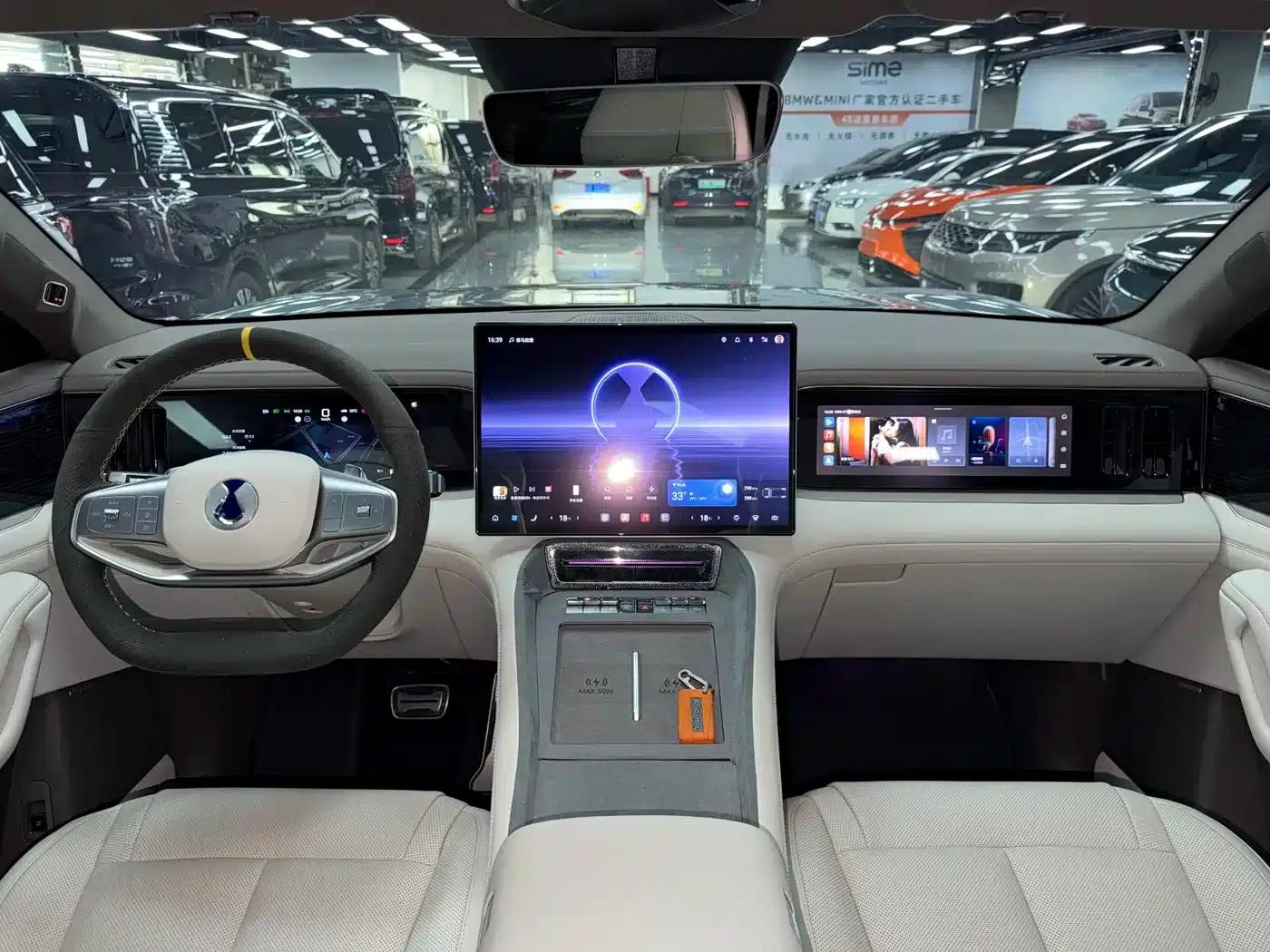 Denza N8L 2025 Premium Edition — миниатюра 13