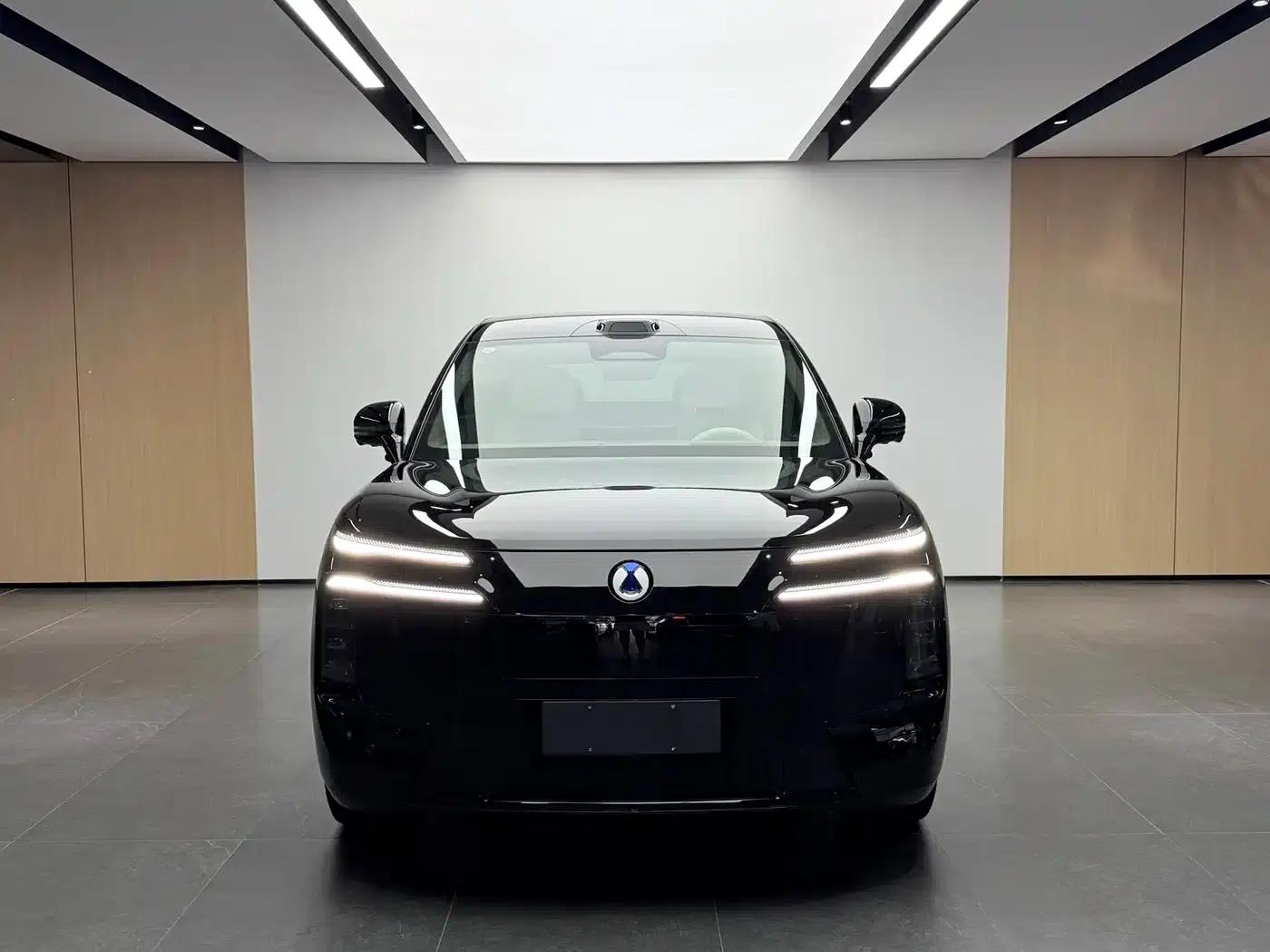 Denza N8L 2025 Flagship Edition — миниатюра 2