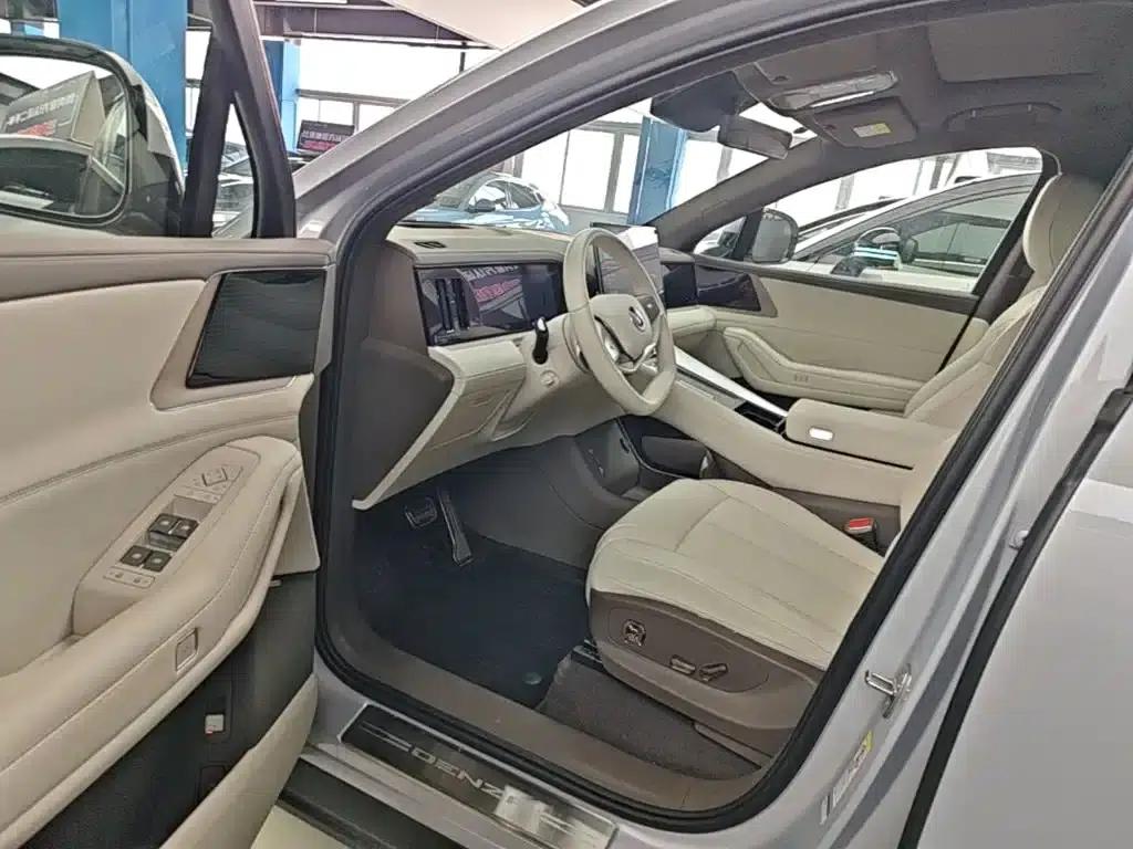 Denza N8L 2025 Flagship Edition — миниатюра 16