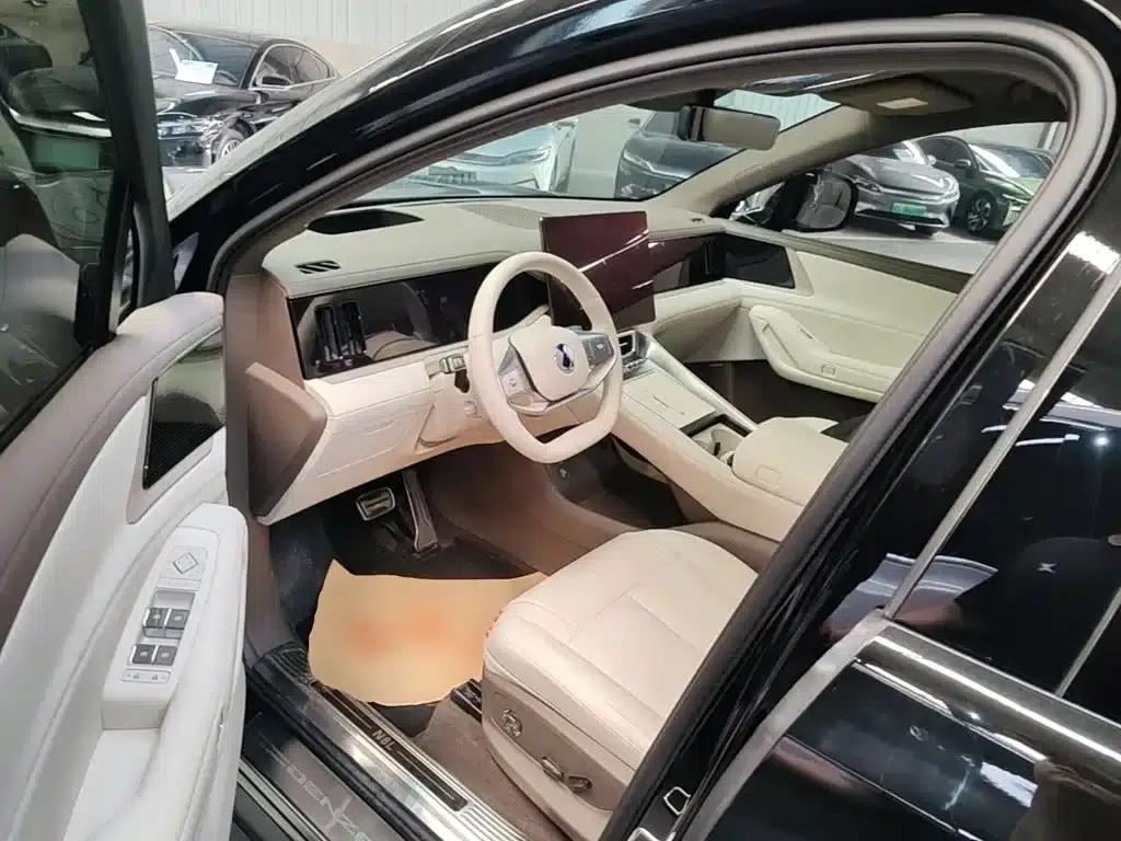 Denza N8L 2025 Flagship Edition — миниатюра 15