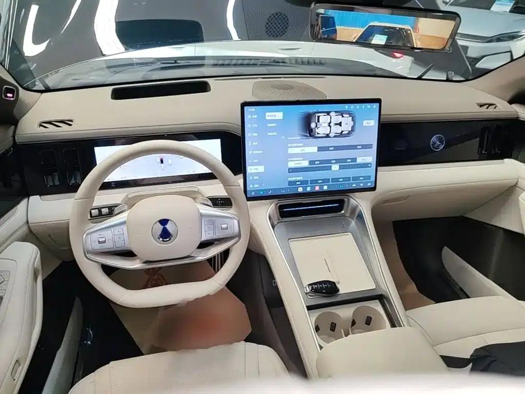 Denza N8L 2025 Flagship Edition — миниатюра 10