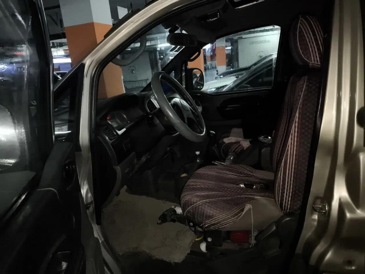 FORTHING Lingzhi 2014 M3 1.6L 7-Seater Luxury Model — миниатюра 15