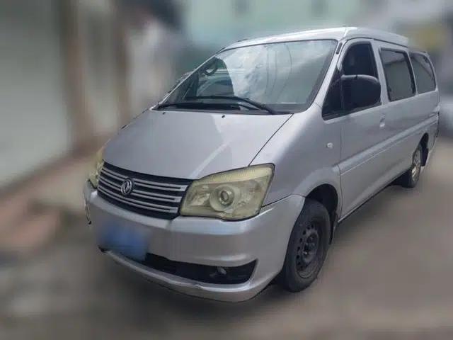 FORTHING Lingzhi 2019 Facelifted M3L 1.6L 7-Seater Standard Model