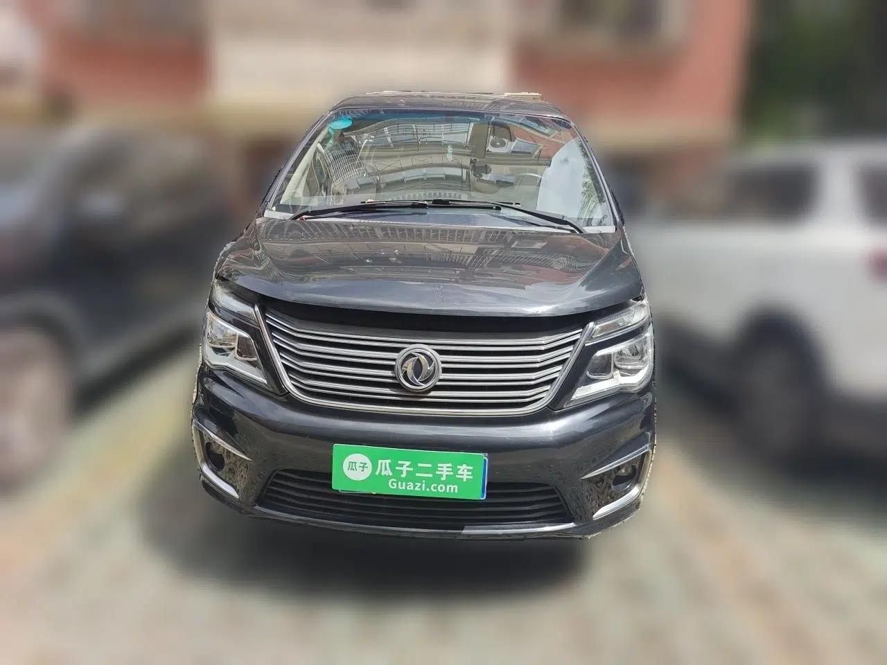 FORTHING Lingzhi 2018 M5 1.6L 7-Seater Luxury Model — миниатюра 2