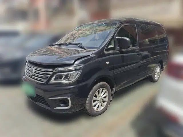 FORTHING Lingzhi 2018 M5 1.6L 7-Seater Luxury Model