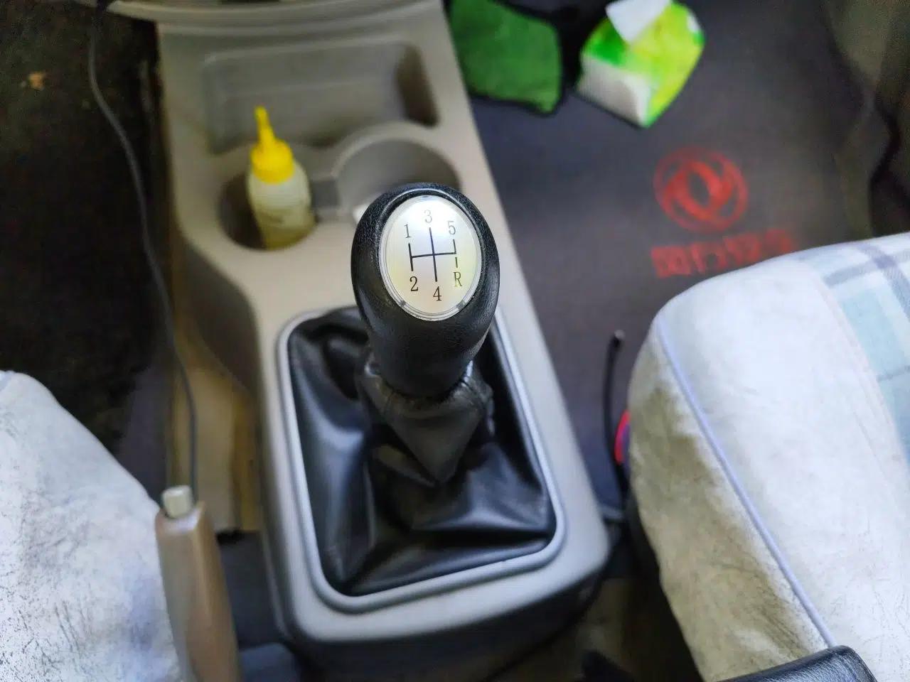 FORTHING Lingzhi 2015 V3 1.5L 7-Seater Comfort Model — миниатюра 14