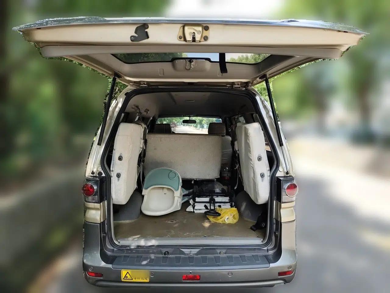 FORTHING Lingzhi 2015 V3 1.5L 7-Seater Comfort Model — миниатюра 19