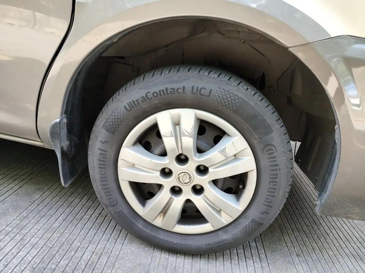 FORTHING Lingzhi 2015 V3 1.5L 7-Seater Comfort Model — миниатюра 8