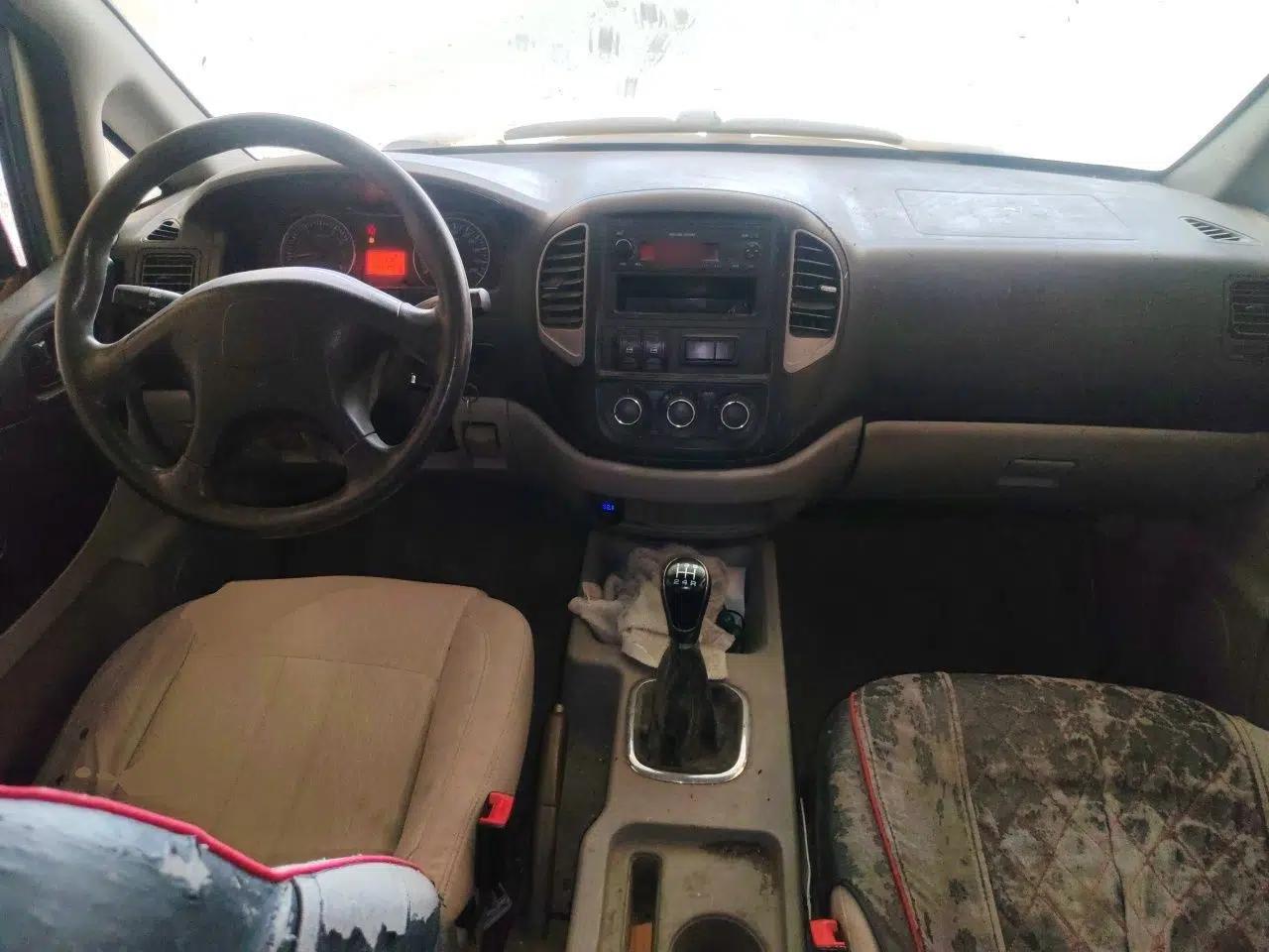 FORTHING Lingzhi 2016 V3 1.5L 7-Seater Comfort Model China V Standard — миниатюра 9