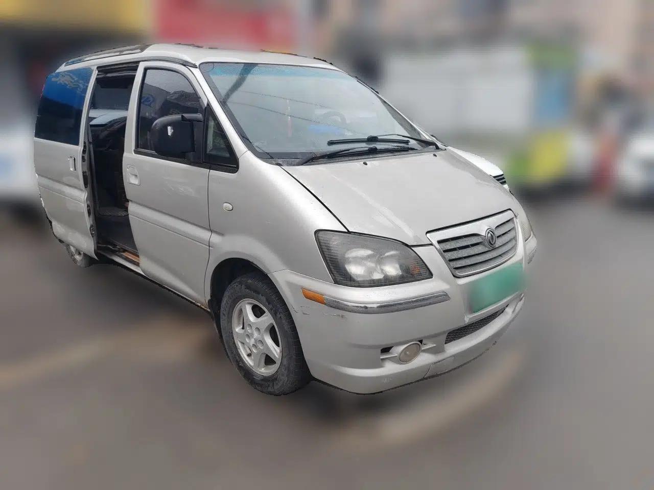FORTHING Lingzhi 2007 2.0L Manual Deluxe Edition — миниатюра 3