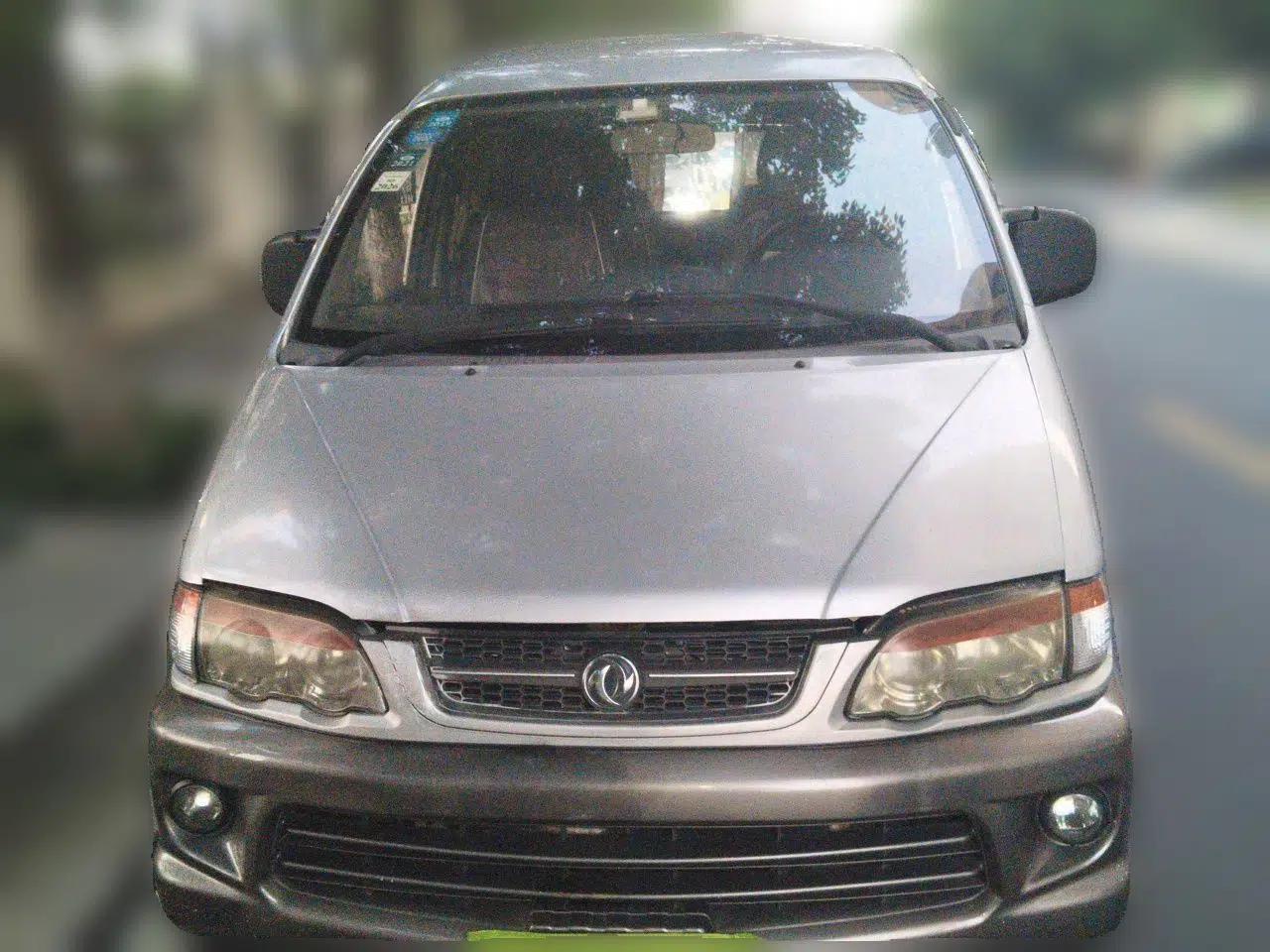 FORTHING Lingzhi 2015 V3 1.6L 7-Seater Comfort Model — миниатюра 2