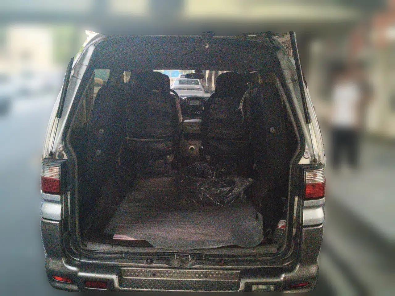 FORTHING Lingzhi 2015 V3 1.6L 7-Seater Comfort Model — миниатюра 19