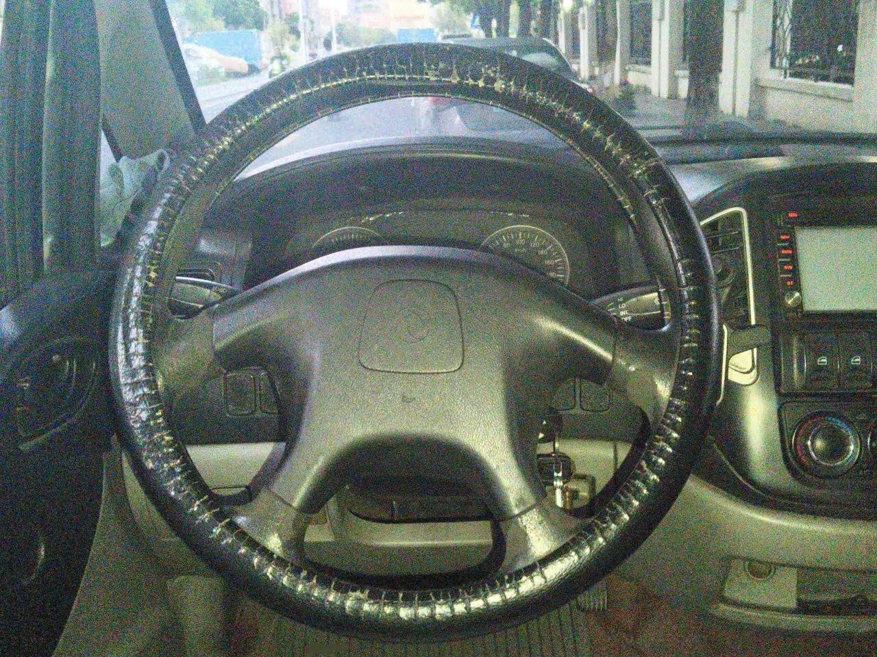 FORTHING Lingzhi 2015 V3 1.6L 7-Seater Comfort Model — миниатюра 10