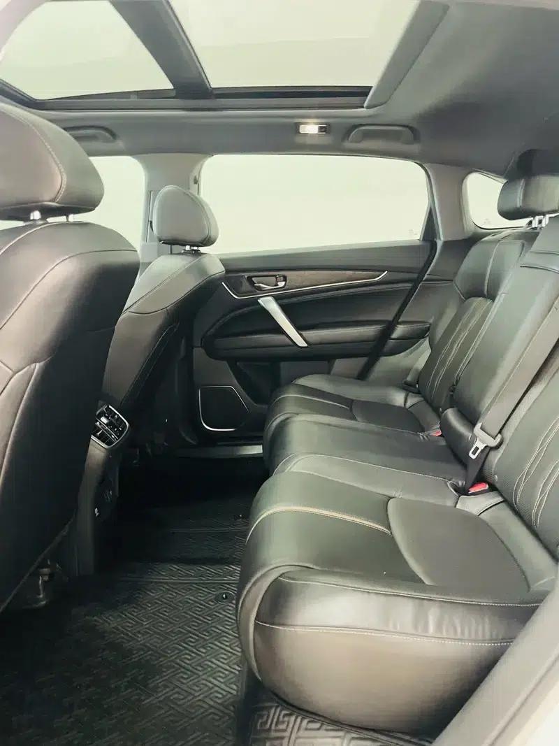 Honda UR-V 2020 240TURBO 2WD Elite Edition — миниатюра 12