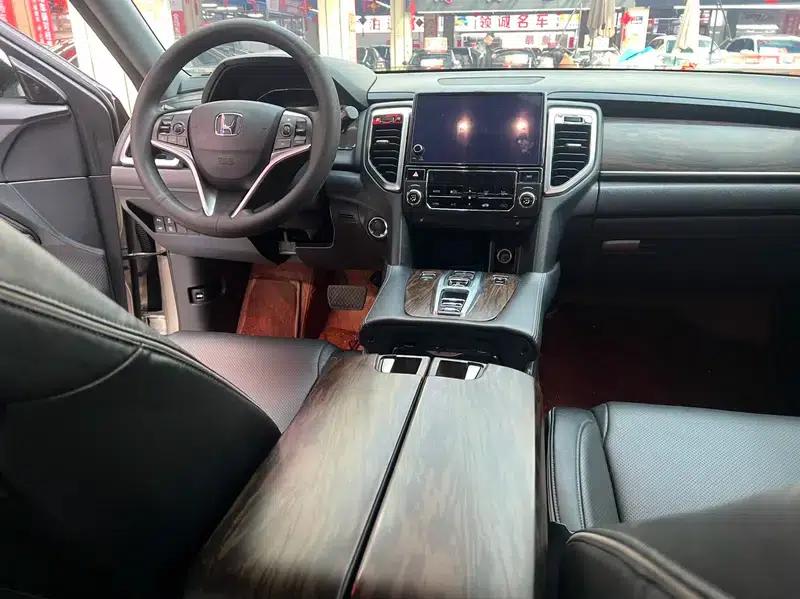 Honda UR-V 2017 370TURBO 4WD Premium Edition (National V Emission Standard) — миниатюра 7