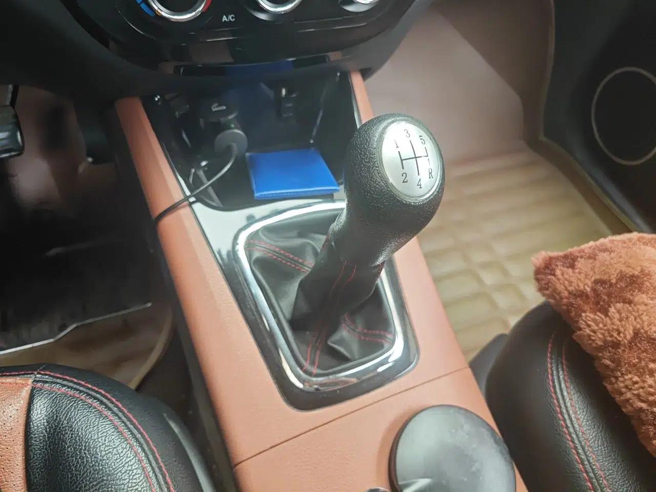 FORTHING Joyear X5 2015 1.6L Manual Luxury Model — миниатюра 14