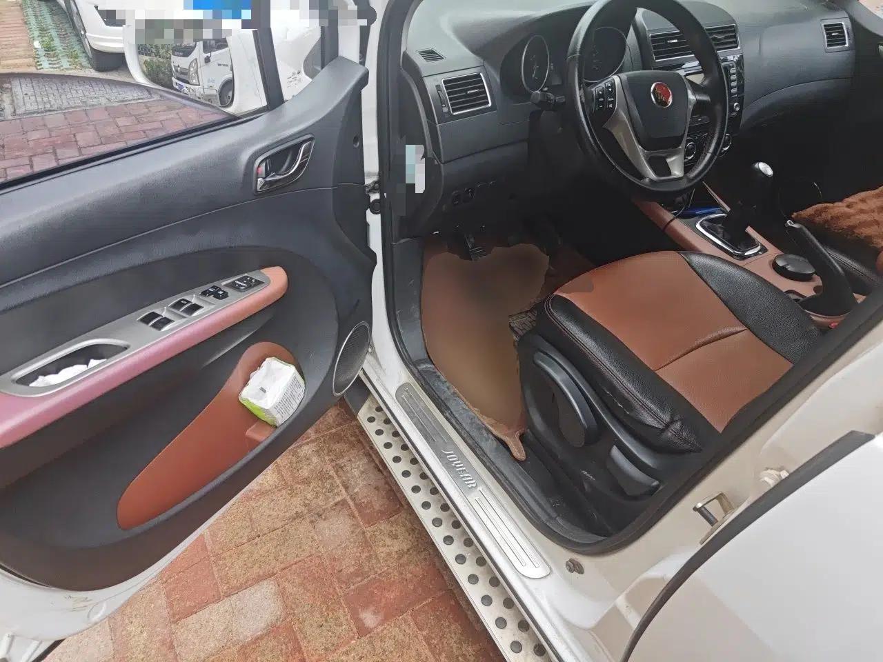 FORTHING Joyear X5 2015 1.6L Manual Luxury Model — миниатюра 16