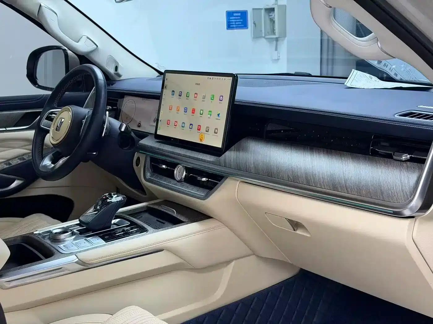 Tank 500 2022 3.0T Business Edition, 7-seater — миниатюра 7