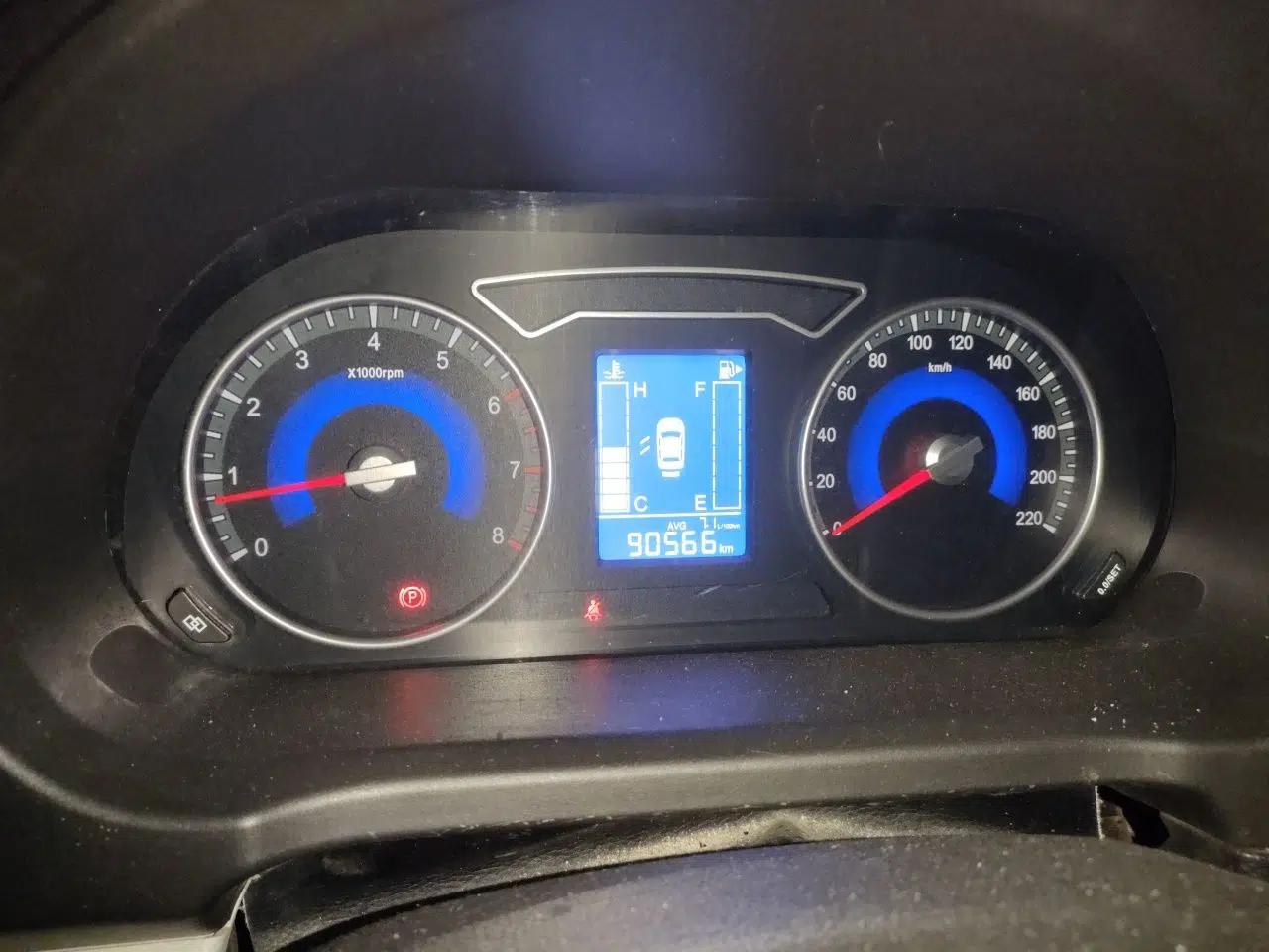 FORTHING S500 2017 1.5L Manual Elite Model — миниатюра 11
