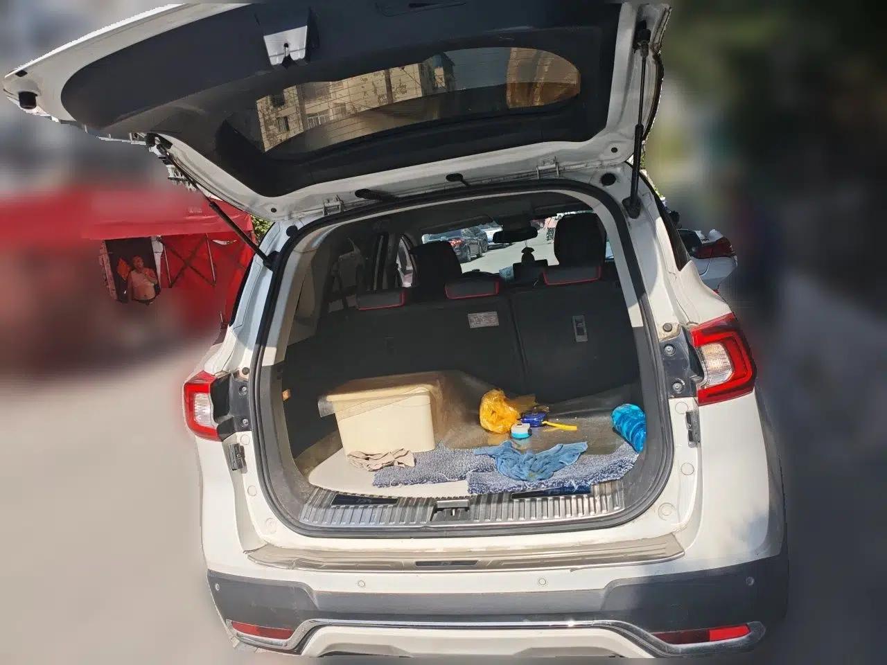 FORTHING T5 2020 1.6L Manual Luxury Model China VI Standard — миниатюра 19