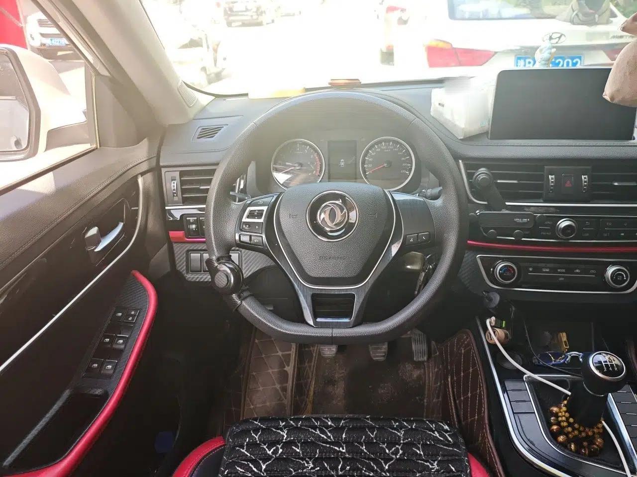 FORTHING T5 2020 1.6L Manual Luxury Model China VI Standard — миниатюра 10