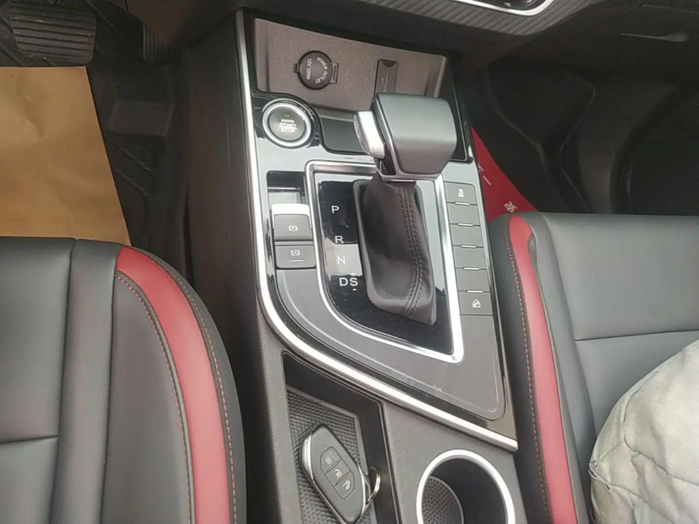 FORTHING T5 2022 Shengshi Version 1.5T Automatic - Yuanmeng Edition 5 Seats — миниатюра 16