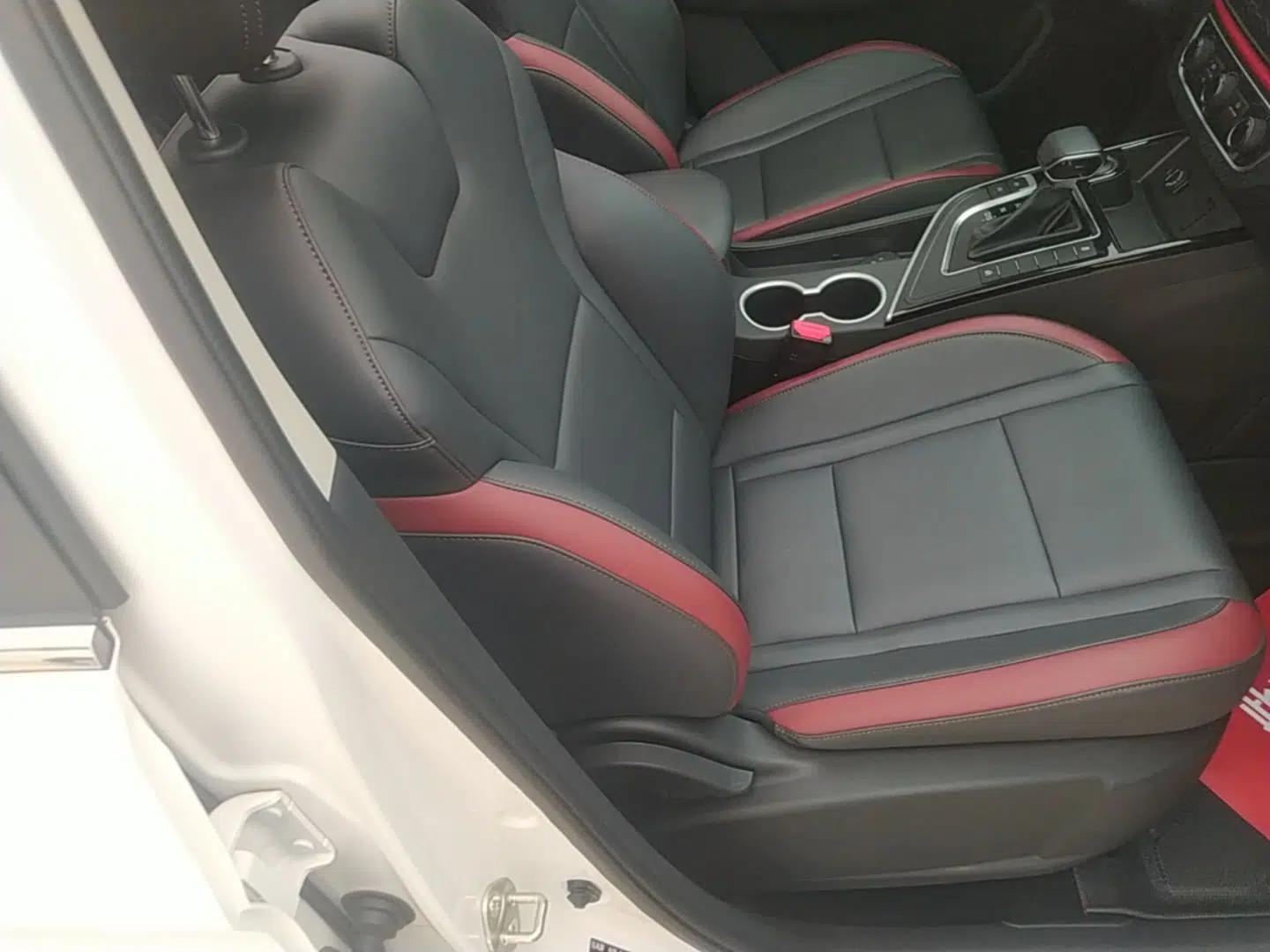 FORTHING T5 2022 Shengshi Version 1.5T Automatic - Yuanmeng Edition 5 Seats — миниатюра 19
