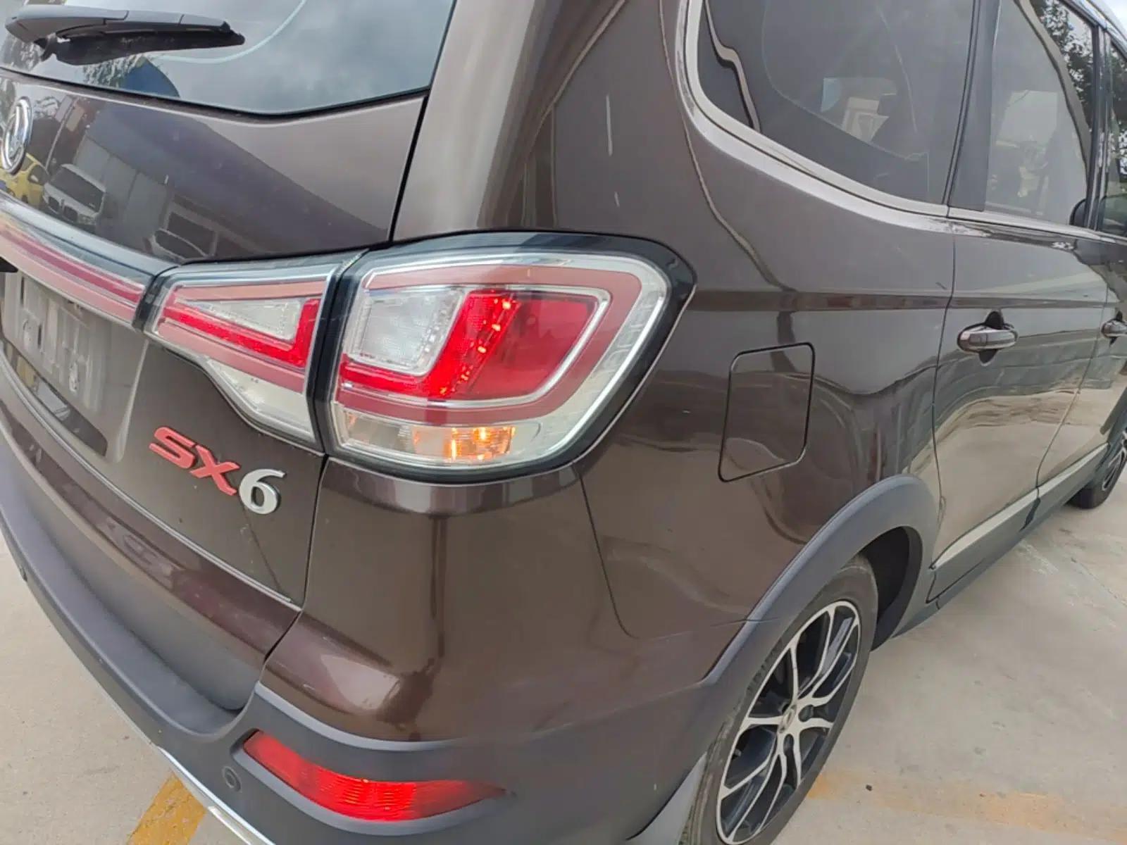 FORTHING SX6 2016 1.6L Manual Luxury Model — миниатюра 9