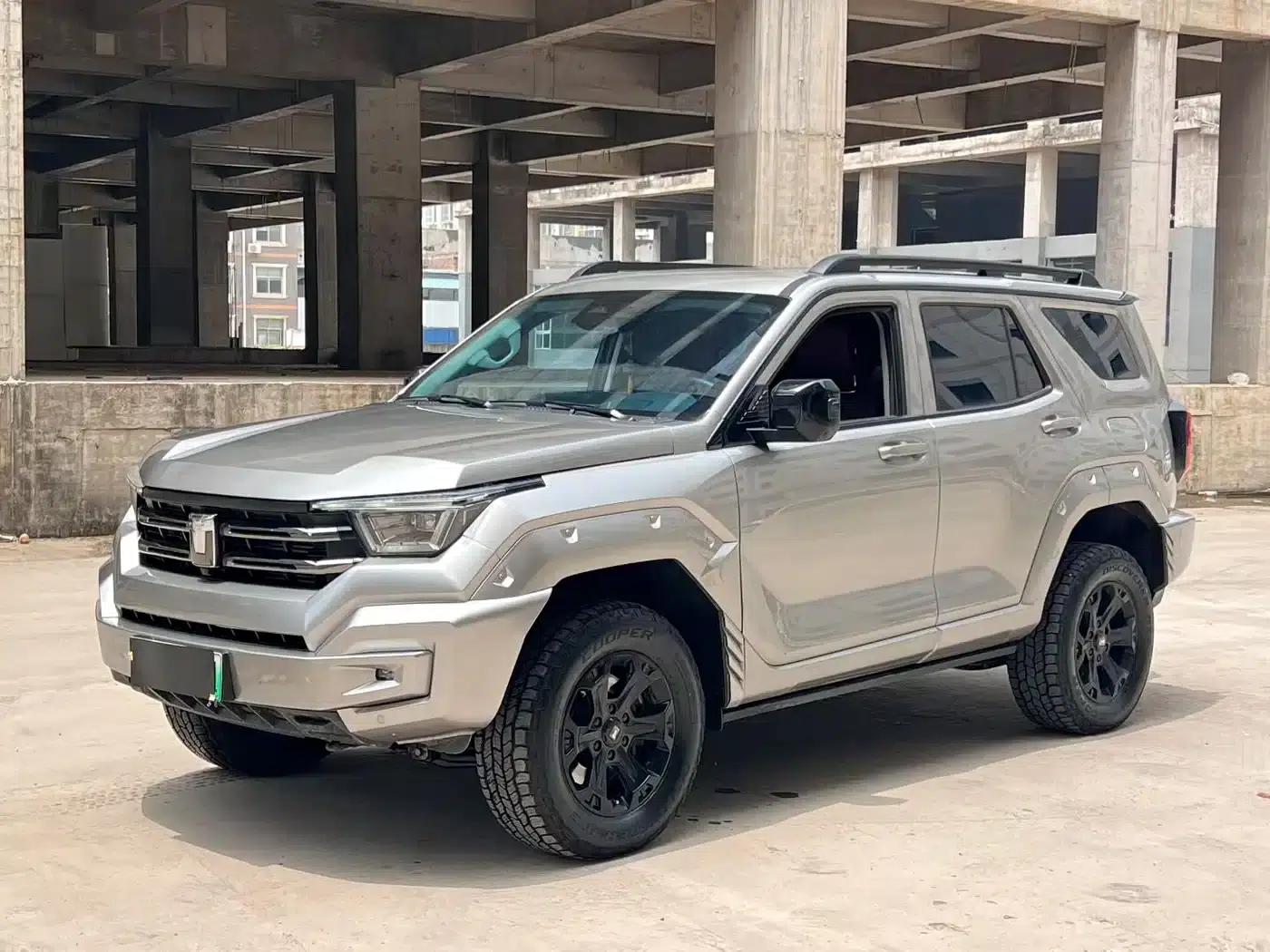Tank 400 New Energy 2023 Hi4-T Super Edition — миниатюра 1