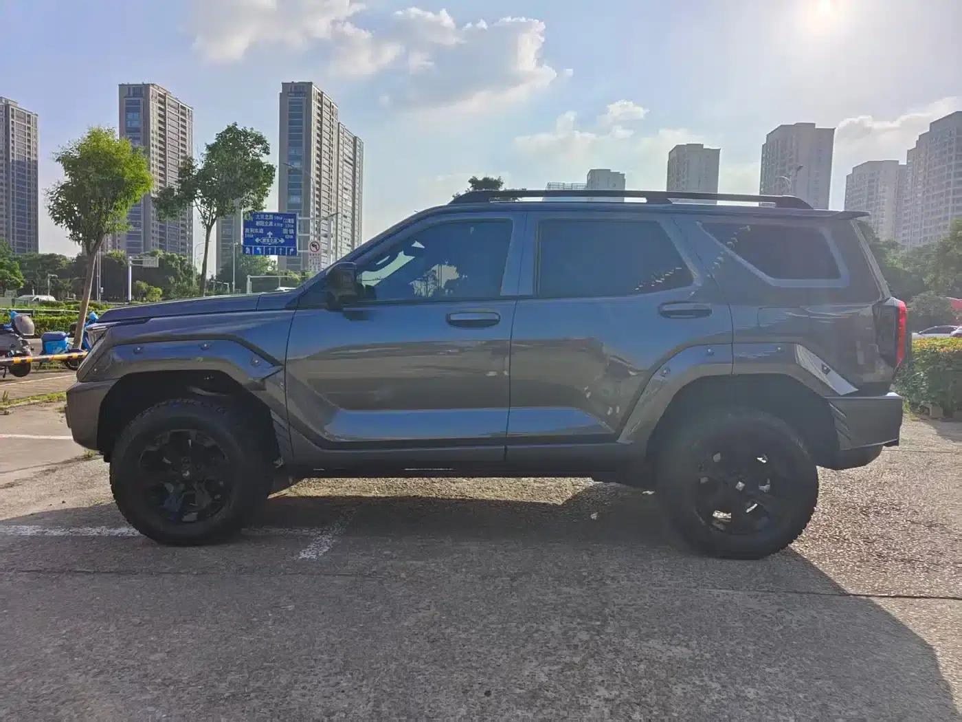 Tank 400 New Energy 2024 Hi4-T City Edition — миниатюра 4