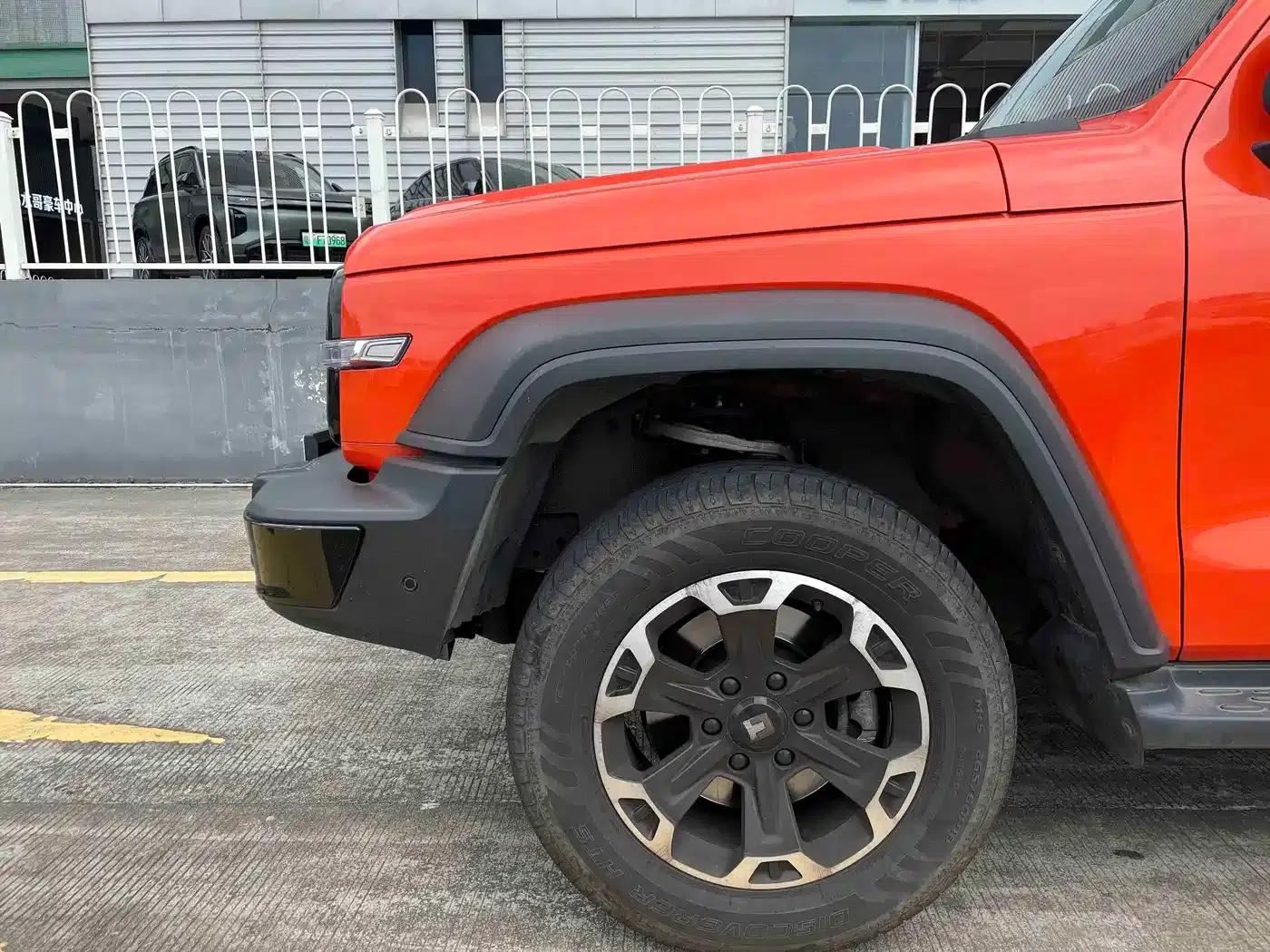 Tank 300 New Energy 2025 Hi4-T 37.1kWh — миниатюра 6