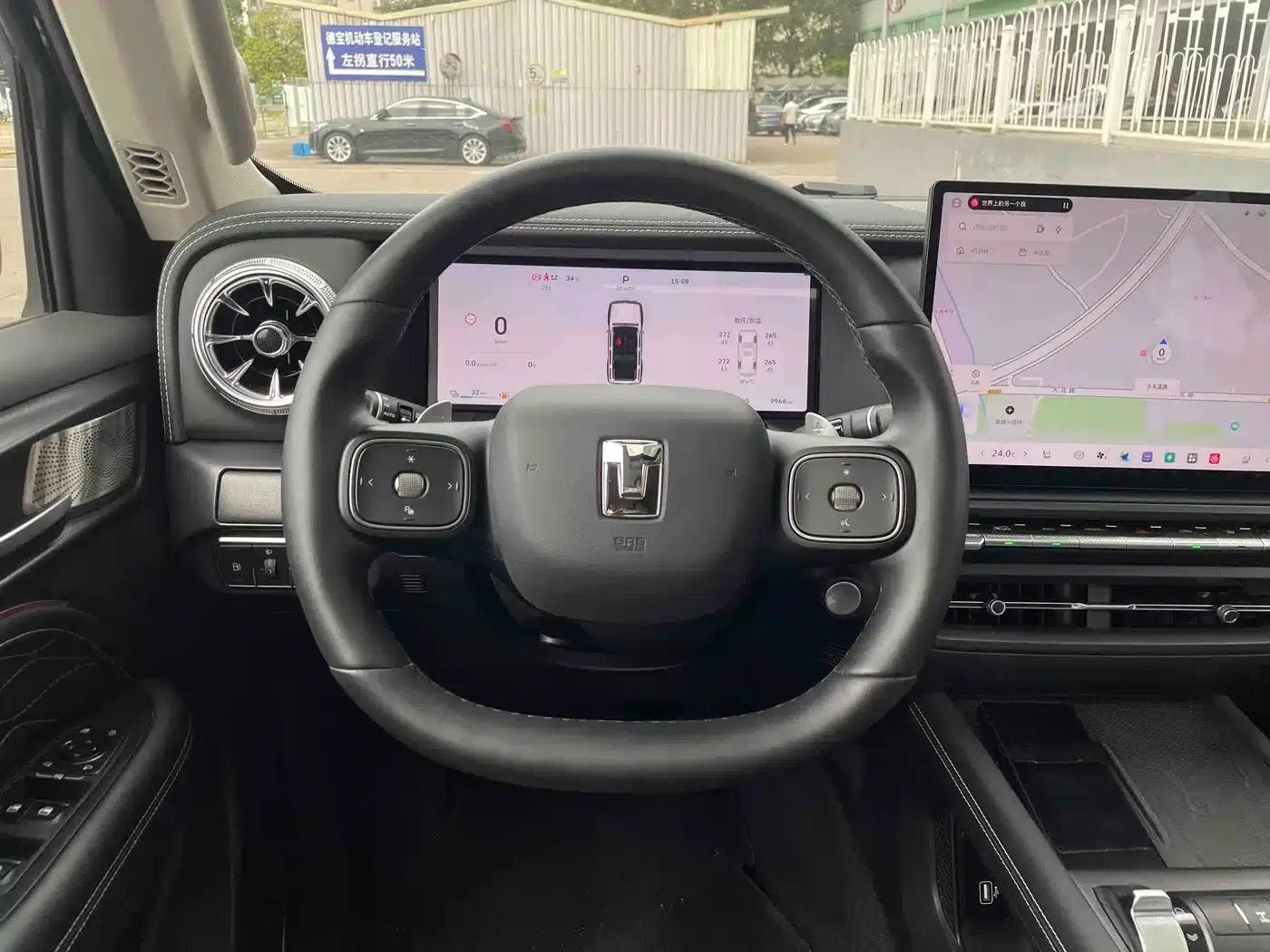 Tank 300 New Energy 2025 Hi4-T 37.1kWh — миниатюра 10