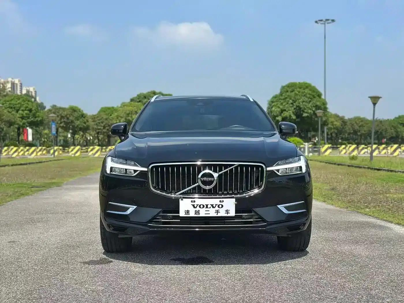 2021 Volvo XC60 T5 AWD Inscription Luxury Edition — миниатюра 2