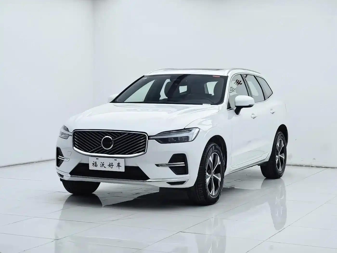 2026 Volvo XC60 B5 AWD Inscription Luxury Edition — миниатюра 1