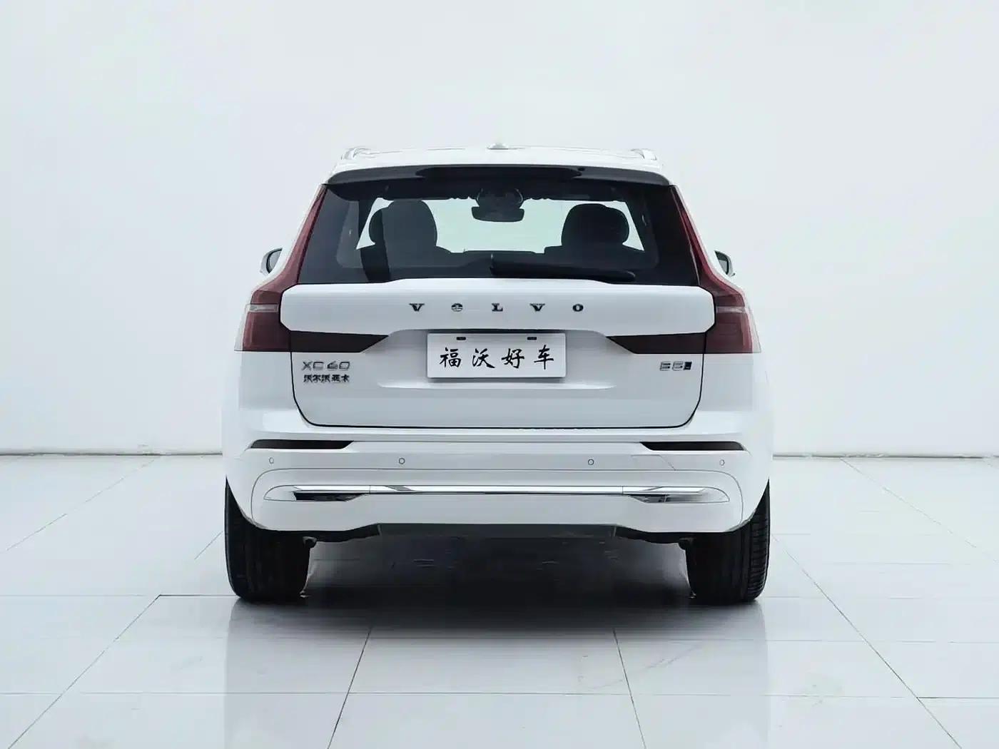 2026 Volvo XC60 B5 AWD Inscription Luxury Edition — миниатюра 31